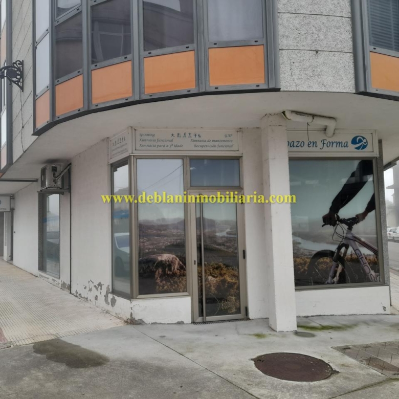 SE ALQUILA LOCAL COMERCIAL DE 200M2 EN GOIAN (TOMIÑO)