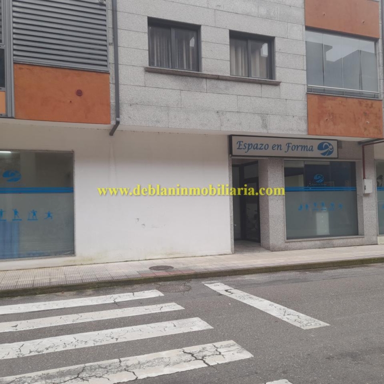 SE ALQUILA LOCAL COMERCIAL DE 200M2 EN GOIAN (TOMIÑO)