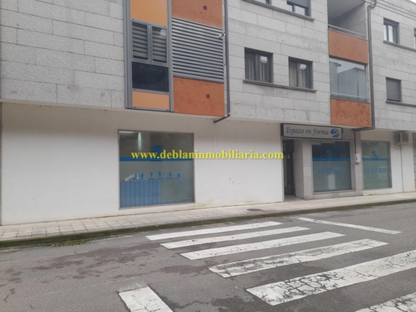 SE ALQUILA LOCAL COMERCIAL DE 200M2 EN GOIAN (TOMIÑO)