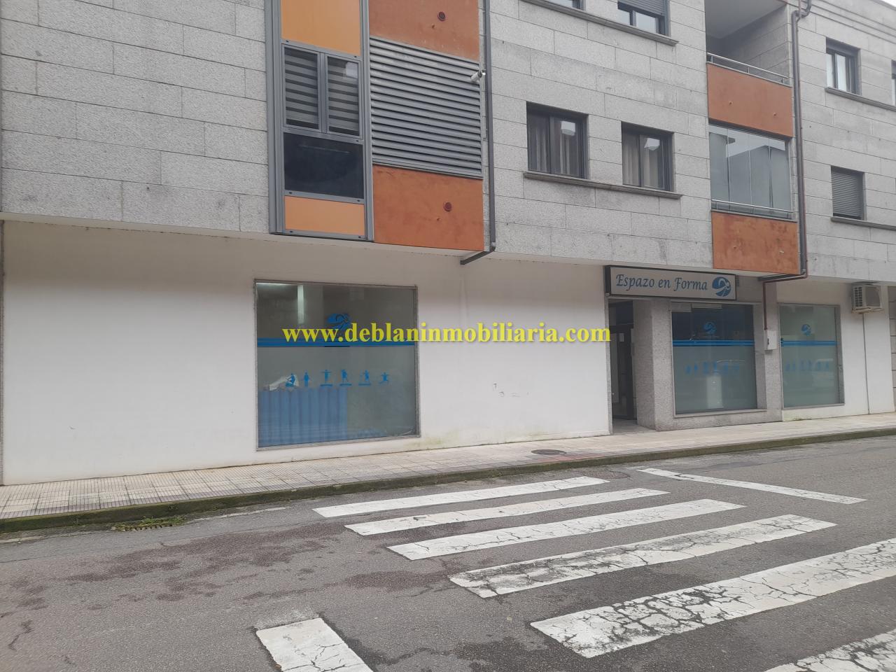 177323347894800028988_177323328828 SE ALQUILA LOCAL COMERCIAL DE 200M2 EN GOIAN (TOMIÑO)