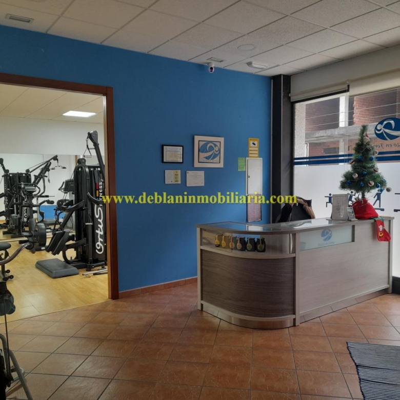 SE ALQUILA LOCAL COMERCIAL DE 200M2 EN GOIAN (TOMIÑO)