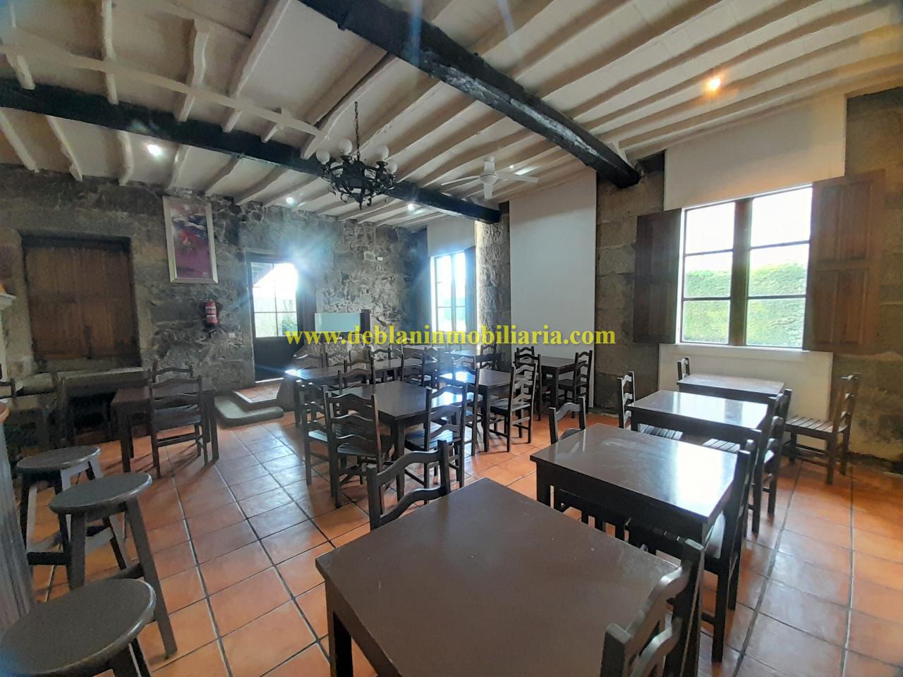 177325102334500028989_177325057555 SE ALQUILA LOCAL DE HOSTELERÍA CON GRAN POTENCIAL EN TUI