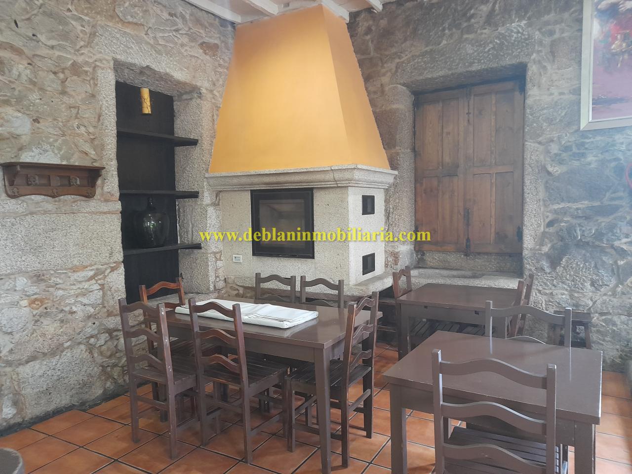 177325102408200028989_177325057893 SE ALQUILA LOCAL DE HOSTELERÍA CON GRAN POTENCIAL EN TUI