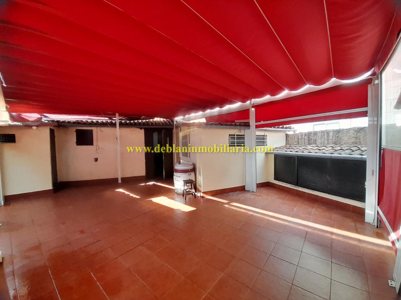 177325102960300028989_177325058995 SE ALQUILA LOCAL DE HOSTELERÍA CON GRAN POTENCIAL EN TUI