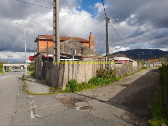 SE ALQUILA  LOCAL DE HOSTELERÍA CON GRAN POTENCIAL EN TUI