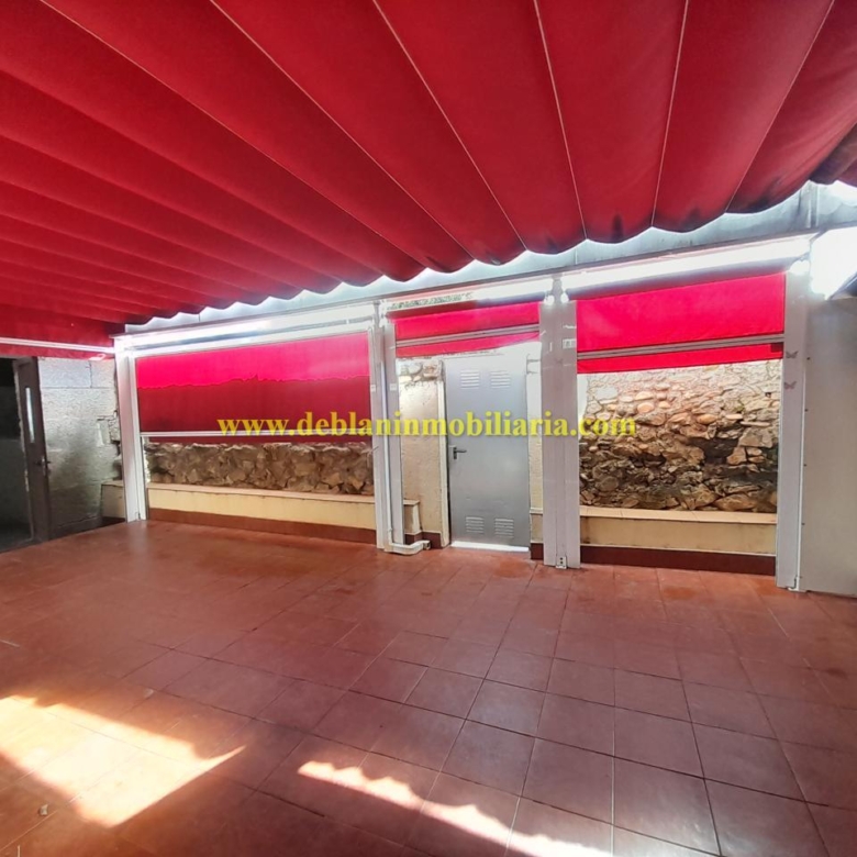 SE ALQUILA  LOCAL DE HOSTELERÍA CON GRAN POTENCIAL EN TUI