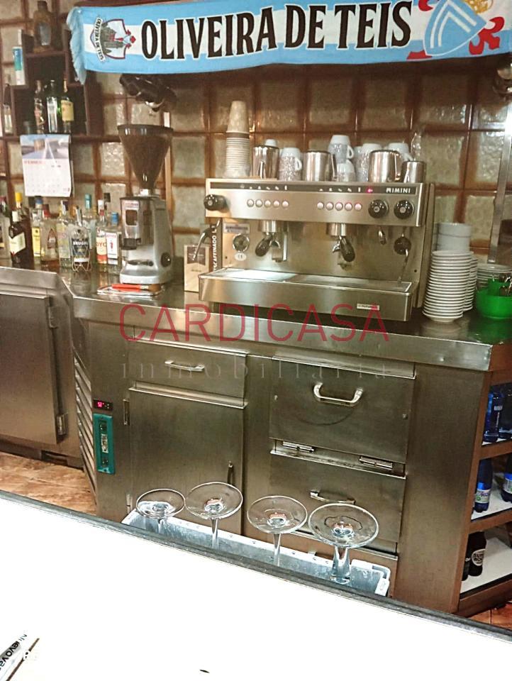 177339783488300028999_177314619108 Se alquila amplia cafetería en pleno funcionamiento.