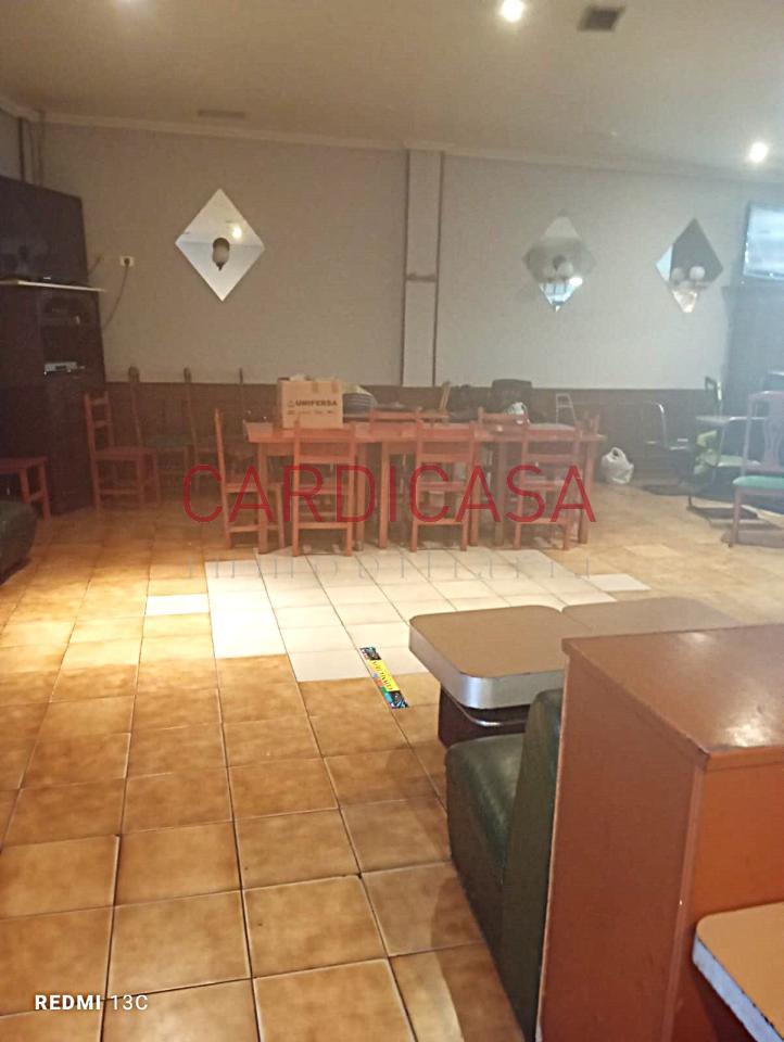 177339783812500028999_177314619454 Se alquila amplia cafetería en pleno funcionamiento.