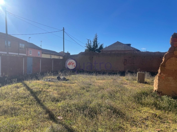 Parcela urbana en Villademor de la Vega