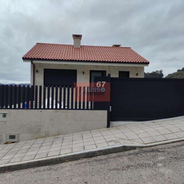 Chalet en Ourense
