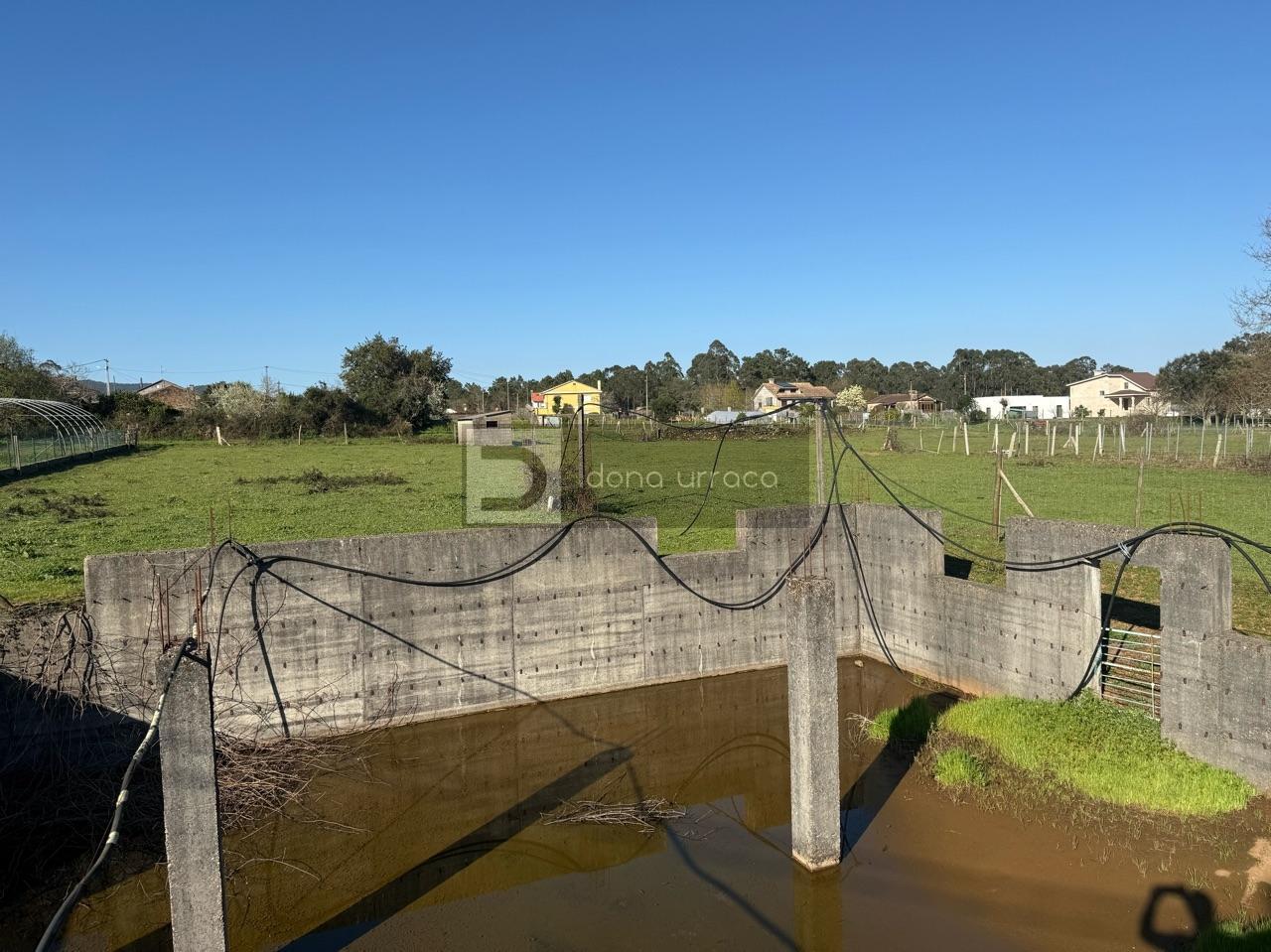 177383765143200010701_177383461140 Parcela urbanizable 2.569 m² con proyecto, sótano y piscina en Goián (Tomiño)