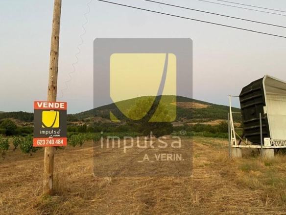 Finca Rústica en QUEIZAS
