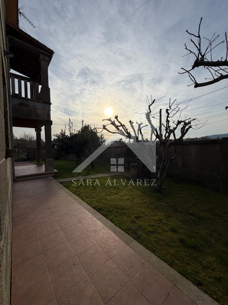 177396286375000044159_177395797588 SE VENDE IMPRESIONANTE CASA DE PIEDRA EN MOURENTE ZONA DEL LICEO CASINO MERCANTIL PRÓXIMA A LA CIUDAD DE PONTEVEDRA