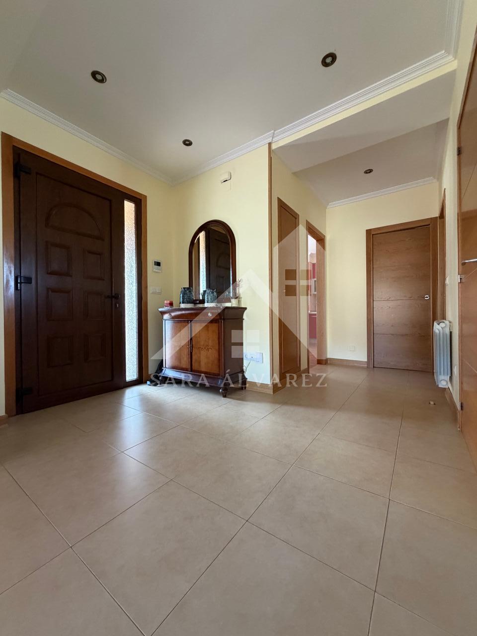 177396287344800044159_177395939222 SE VENDE IMPRESIONANTE CASA DE PIEDRA EN MOURENTE ZONA DEL LICEO CASINO MERCANTIL PRÓXIMA A LA CIUDAD DE PONTEVEDRA