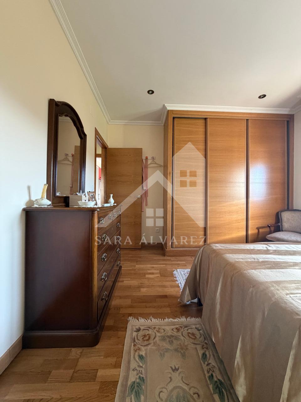 177396288016800044159_177395918740 SE VENDE IMPRESIONANTE CASA DE PIEDRA EN MOURENTE ZONA DEL LICEO CASINO MERCANTIL PRÓXIMA A LA CIUDAD DE PONTEVEDRA
