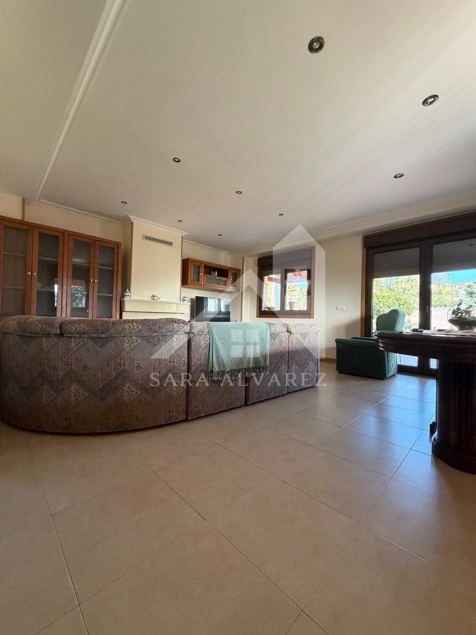 177396288433700044159_177395937627 SE VENDE IMPRESIONANTE CASA DE PIEDRA EN MOURENTE ZONA DEL LICEO CASINO MERCANTIL PRÓXIMA A LA CIUDAD DE PONTEVEDRA