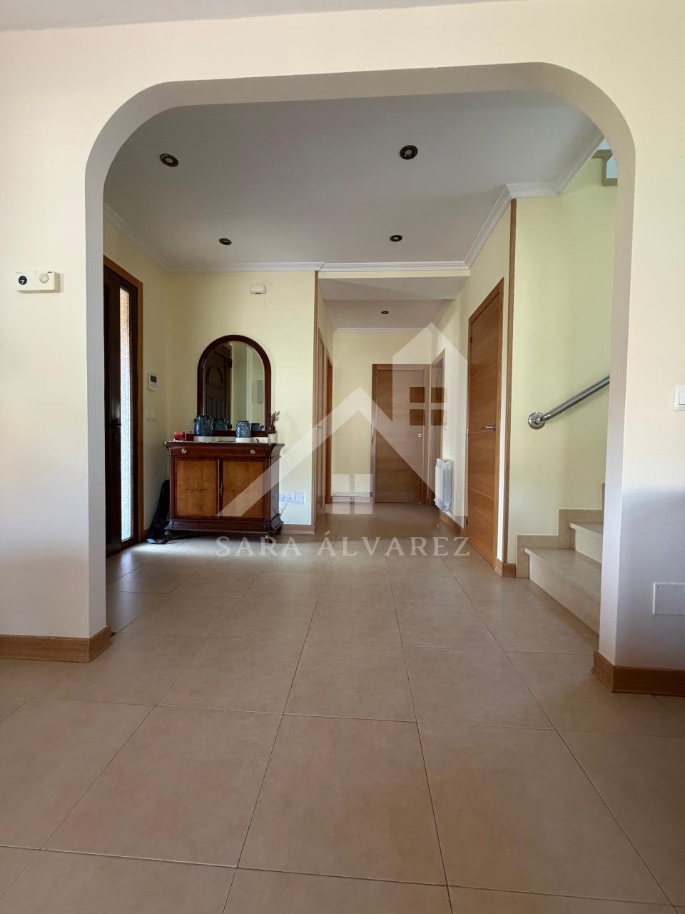 177396288655500044159_177395939314 SE VENDE IMPRESIONANTE CASA DE PIEDRA EN MOURENTE ZONA DEL LICEO CASINO MERCANTIL PRÓXIMA A LA CIUDAD DE PONTEVEDRA