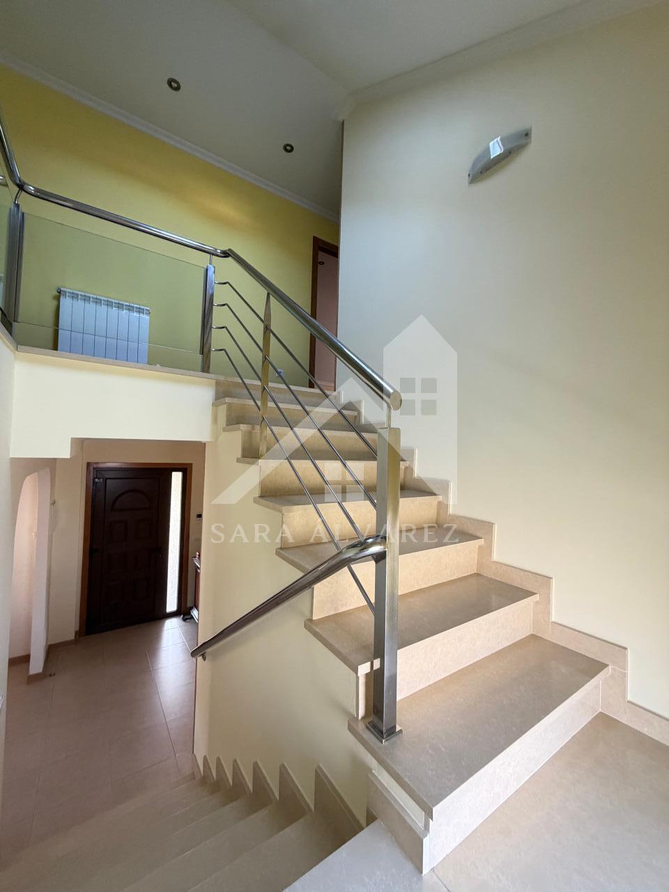 177396288707300044159_177395918551 SE VENDE IMPRESIONANTE CASA DE PIEDRA EN MOURENTE ZONA DEL LICEO CASINO MERCANTIL PRÓXIMA A LA CIUDAD DE PONTEVEDRA