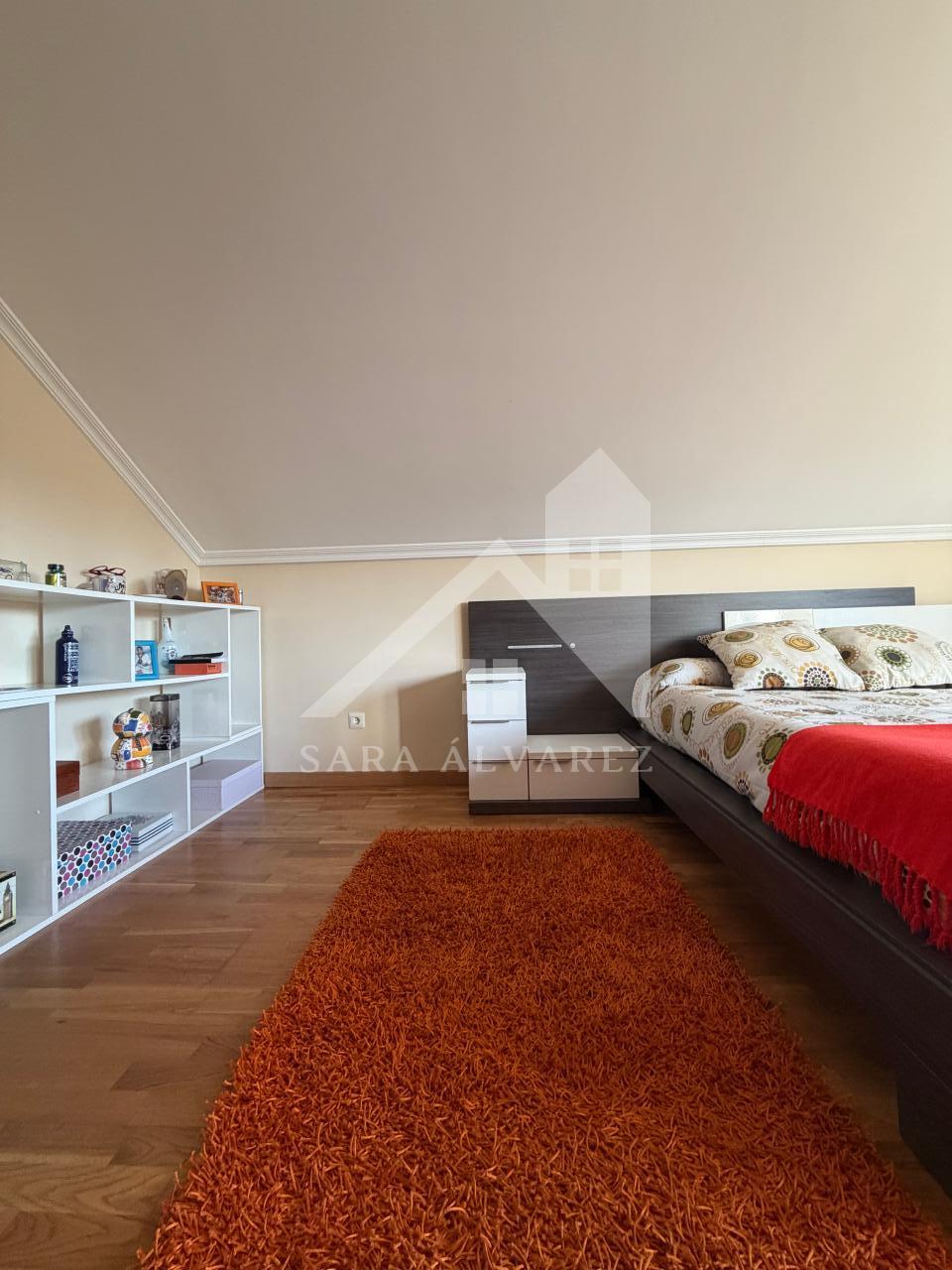 177396289044100044159_177395967117 SE VENDE IMPRESIONANTE CASA DE PIEDRA EN MOURENTE ZONA DEL LICEO CASINO MERCANTIL PRÓXIMA A LA CIUDAD DE PONTEVEDRA