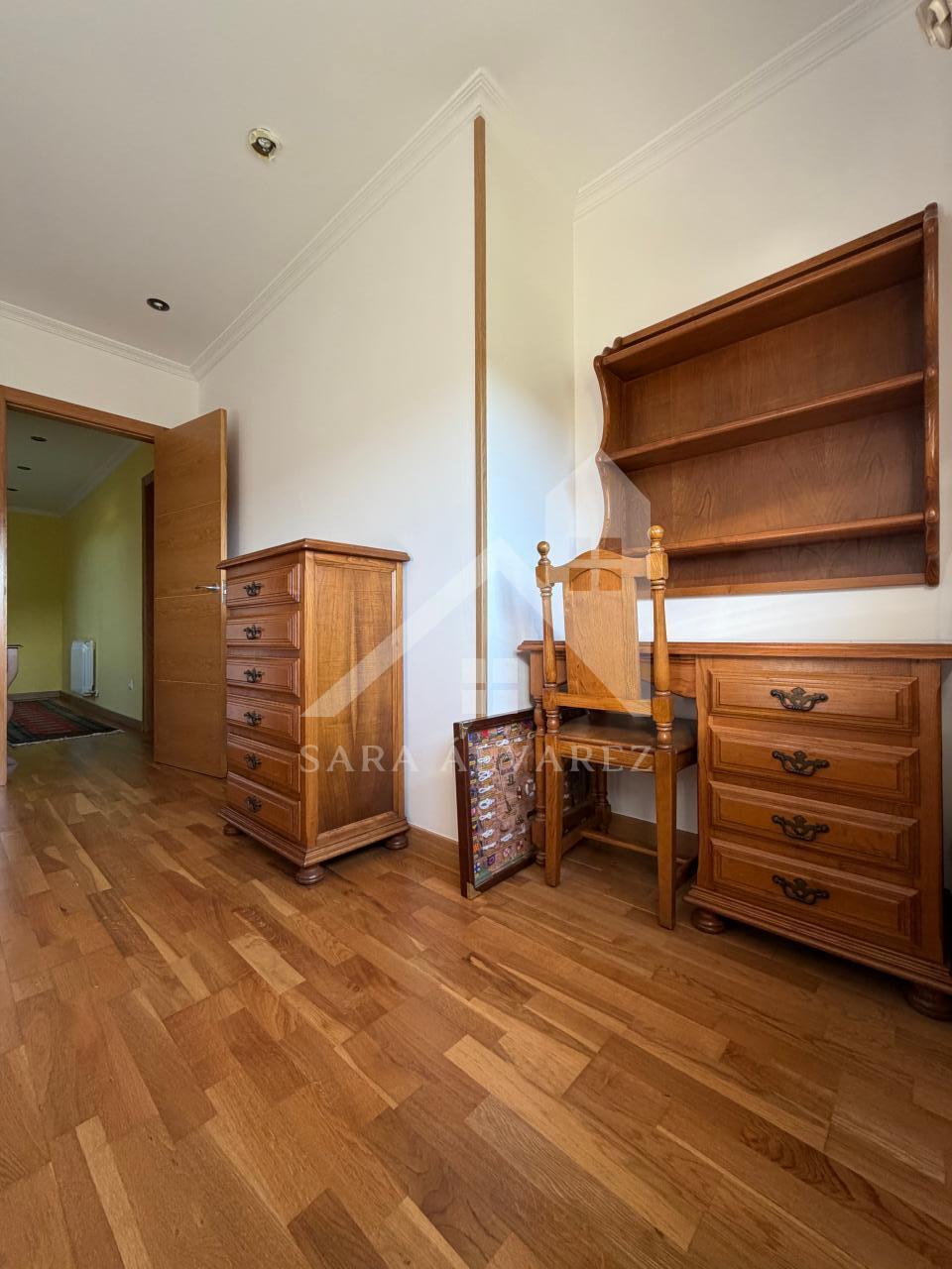 177396289507600044159_177395967593 SE VENDE IMPRESIONANTE CASA DE PIEDRA EN MOURENTE ZONA DEL LICEO CASINO MERCANTIL PRÓXIMA A LA CIUDAD DE PONTEVEDRA