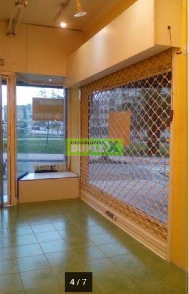 177401409333600029035_174005344994 Impulsa tu negocio en una ubicación estratégica de Pontevedra