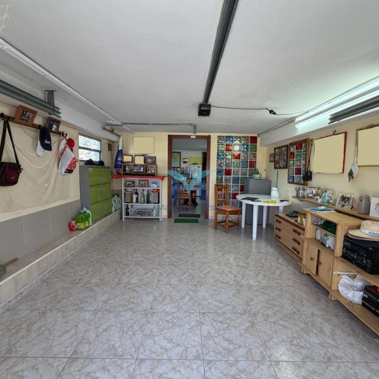 ?Oportunidad en Brens: casa de 337 m², amueblada, con garaje y varias viviendas”