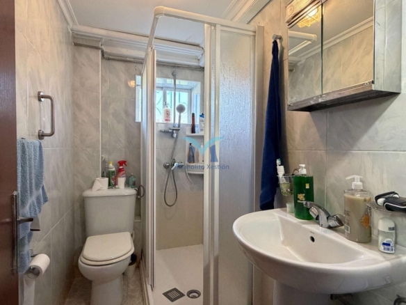 ?Oportunidad en Brens: casa de 337 m², amueblada, con garaje y varias viviendas”