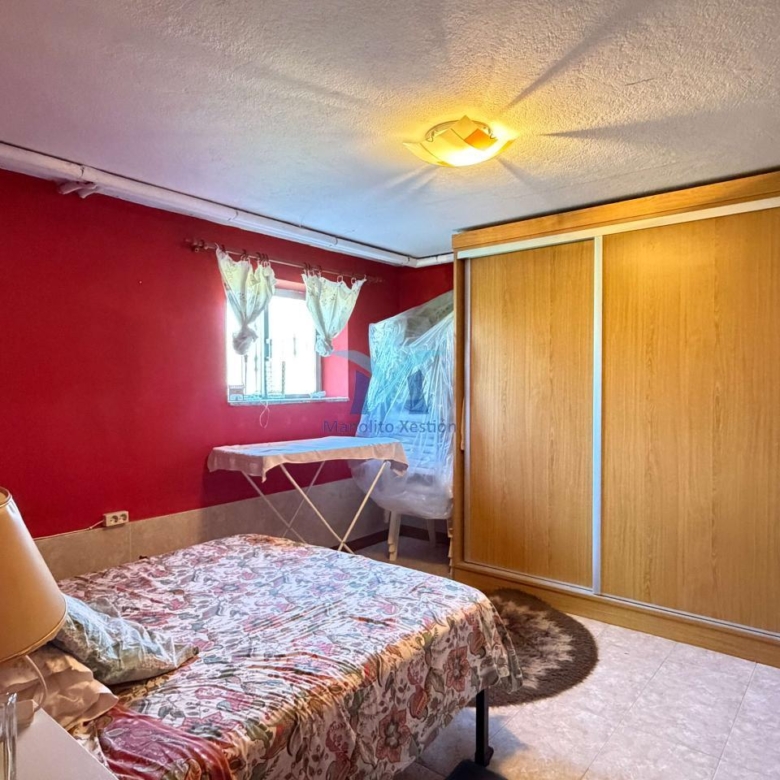 ?Oportunidad en Brens: casa de 337 m², amueblada, con garaje y varias viviendas”