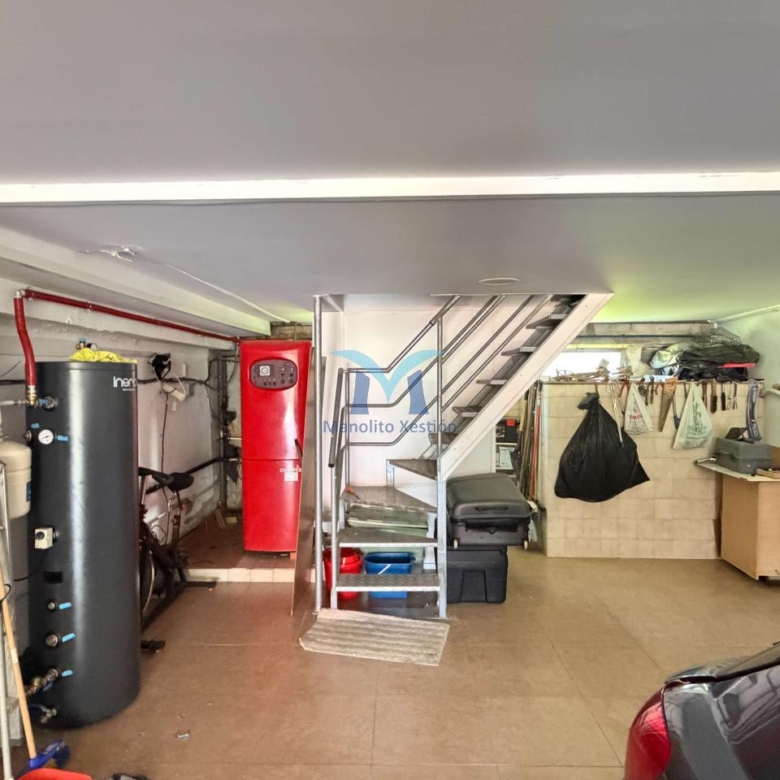 ?Oportunidad en Brens: casa de 337 m², amueblada, con garaje y varias viviendas”