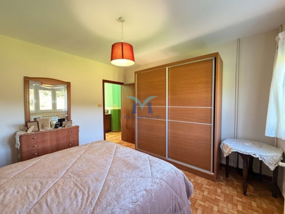 ?Oportunidad en Brens: casa de 337 m², amueblada, con garaje y varias viviendas”