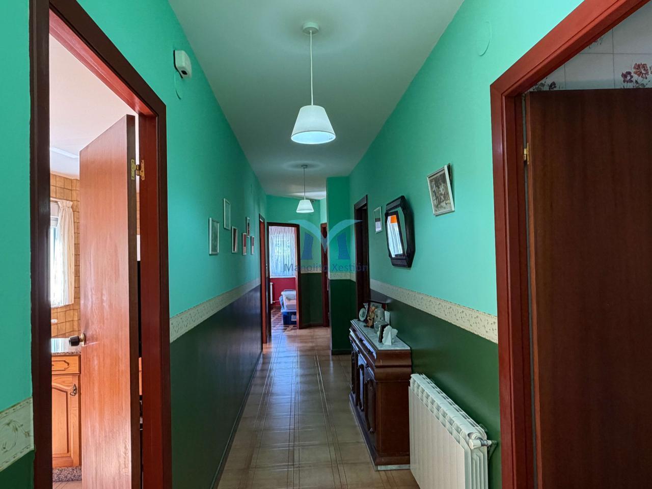 177429373443900044185_177429240625 ?Oportunidad en Brens: casa de 337 m², amueblada, con garaje y varias viviendas”