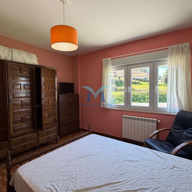 ?Oportunidad en Brens: casa de 337 m², amueblada, con garaje y varias viviendas”