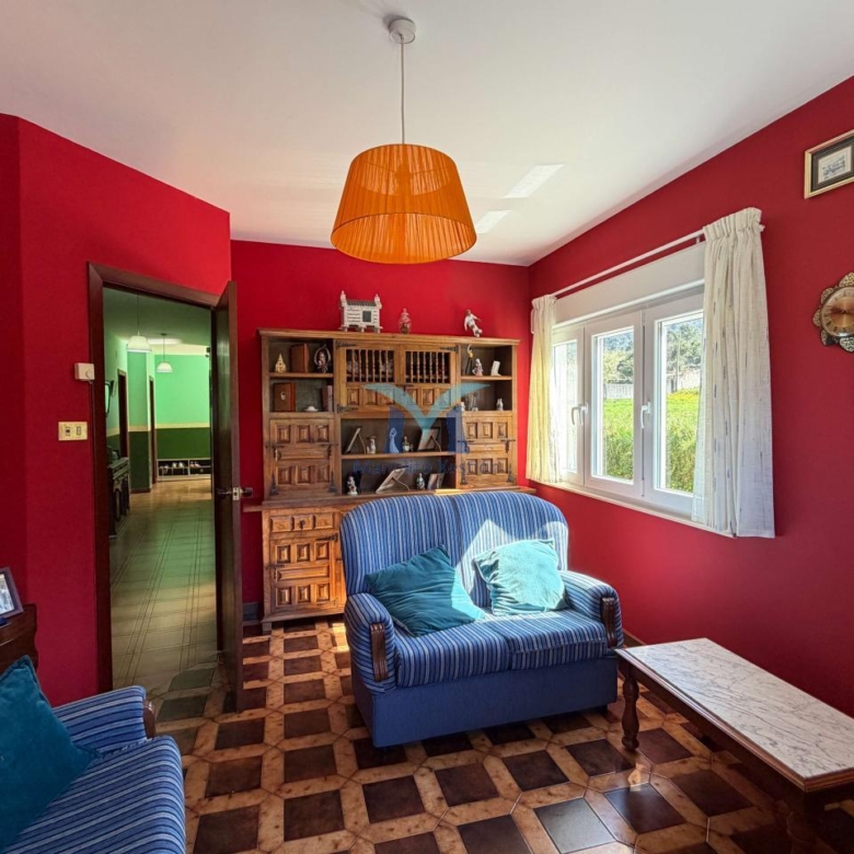 ?Oportunidad en Brens: casa de 337 m², amueblada, con garaje y varias viviendas”