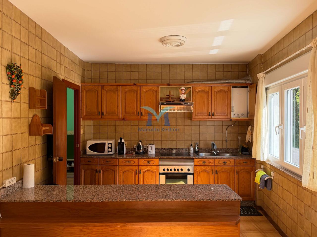 177429374124200044185_177429242265 ?Oportunidad en Brens: casa de 337 m², amueblada, con garaje y varias viviendas”