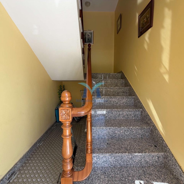 ?Oportunidad en Brens: casa de 337 m², amueblada, con garaje y varias viviendas”