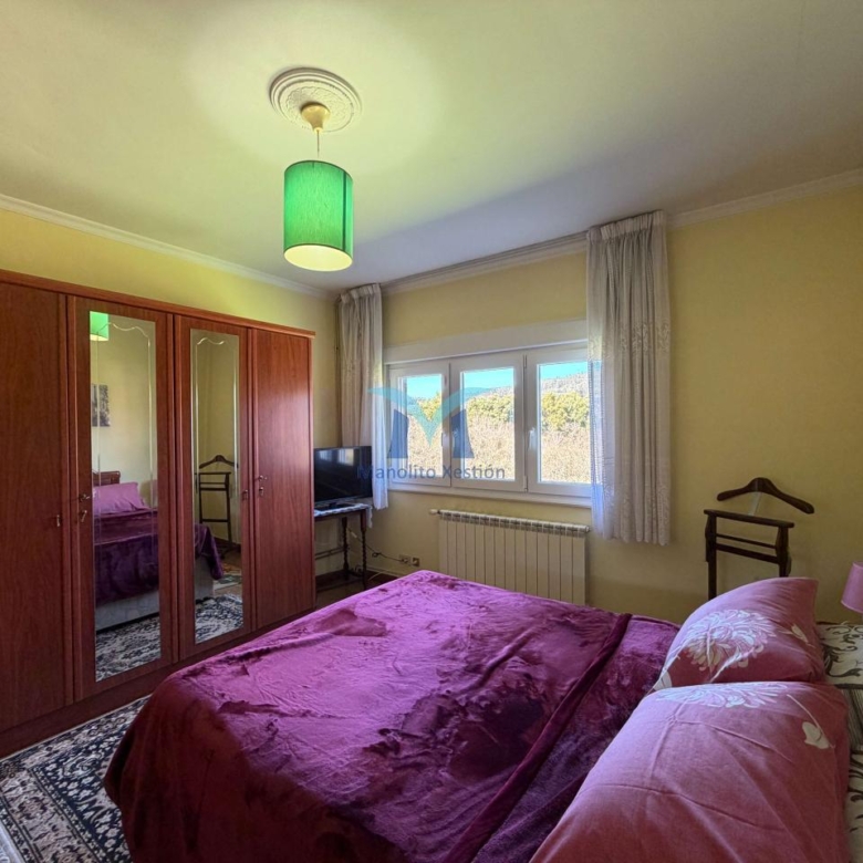 ?Oportunidad en Brens: casa de 337 m², amueblada, con garaje y varias viviendas”