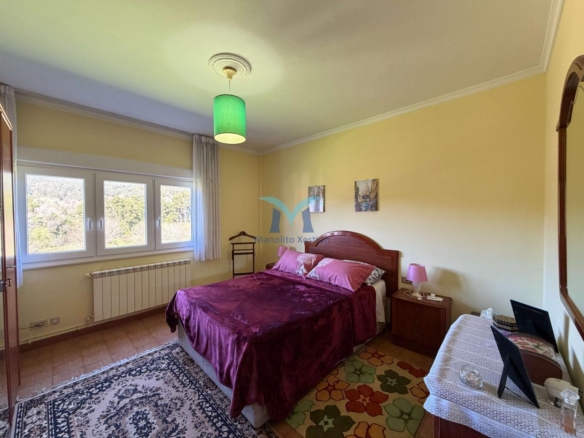 ?Oportunidad en Brens: casa de 337 m², amueblada, con garaje y varias viviendas”