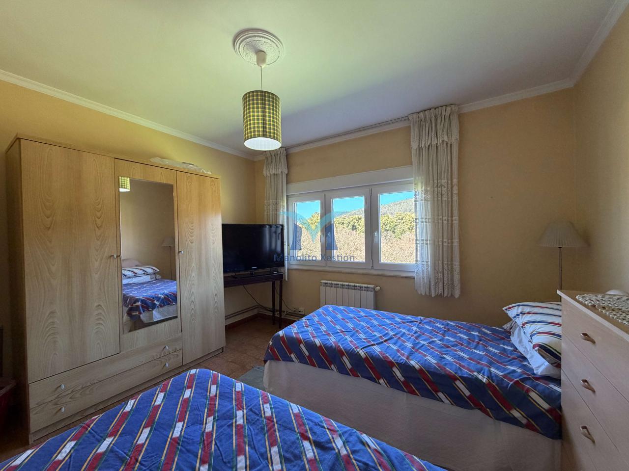 177429374798800044185_177429243583 ?Oportunidad en Brens: casa de 337 m², amueblada, con garaje y varias viviendas”