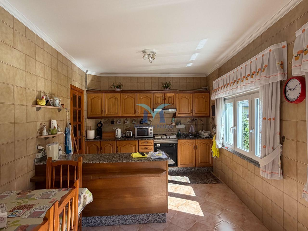 177429375285200044185_177429244680 ?Oportunidad en Brens: casa de 337 m², amueblada, con garaje y varias viviendas”