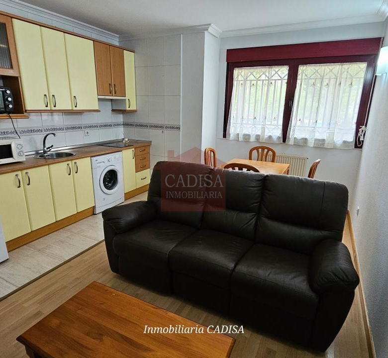 Amplio apartamento en venta en Carrefour. REF 6543