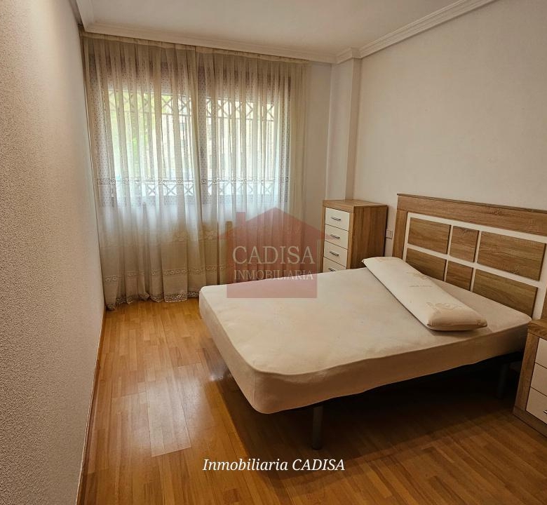 Amplio apartamento en venta en Carrefour. REF 6543