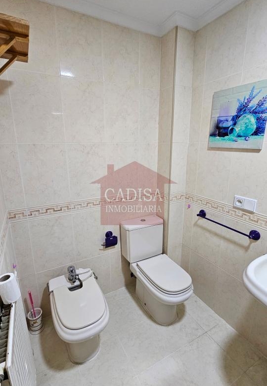 Amplio apartamento en venta en Carrefour. REF 6543