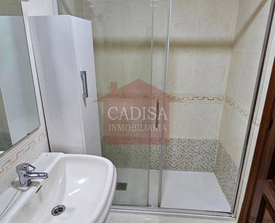 Amplio apartamento en venta en Carrefour. REF 6543