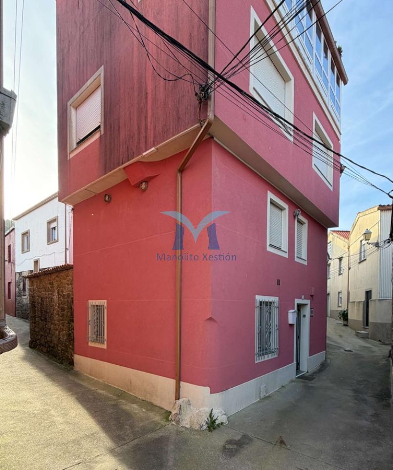 177438453078600044206_177438371793 Casa a solo 50 metros de la playa en Sardiñeiro – Fisterra