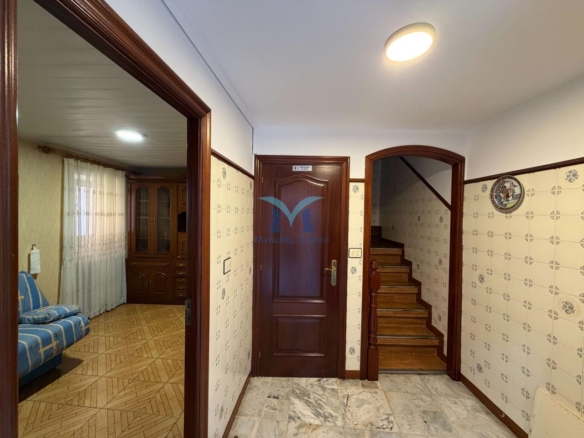 Casa a solo 50 metros de la playa en Sardiñeiro – Fisterra