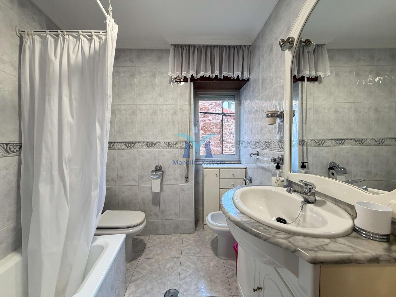177438453508000044206_177438372921 Casa a solo 50 metros de la playa en Sardiñeiro – Fisterra