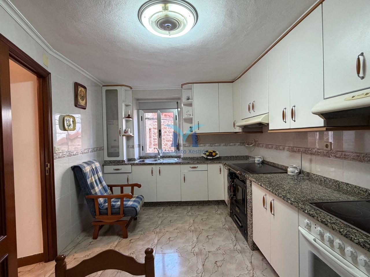 177438453572200044206_177438372813 Casa a solo 50 metros de la playa en Sardiñeiro – Fisterra