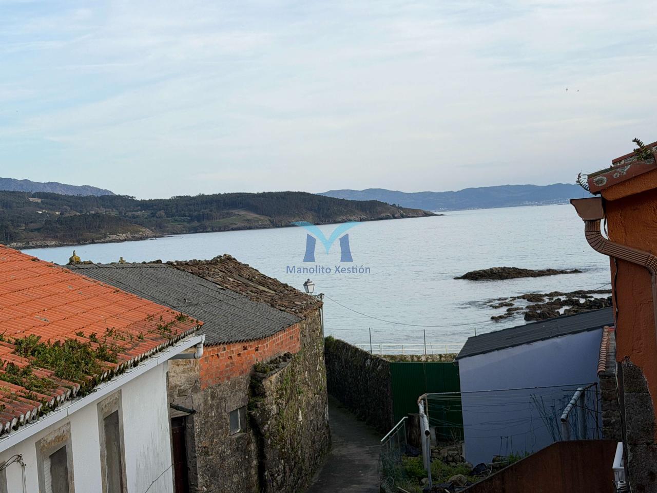 177438454132300044206_177438374233 Casa a solo 50 metros de la playa en Sardiñeiro – Fisterra