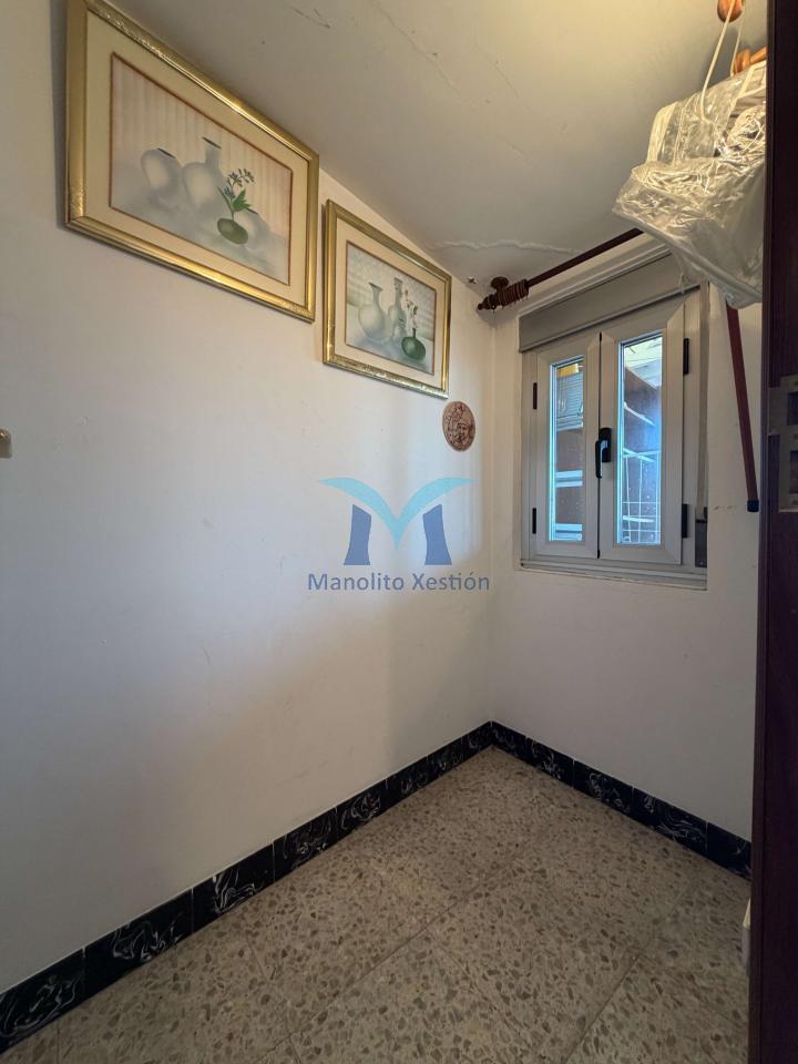 177438454213700044206_177438374453 Casa a solo 50 metros de la playa en Sardiñeiro – Fisterra
