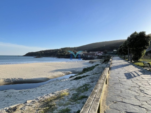 Casa a solo 50 metros de la playa en Sardiñeiro – Fisterra